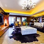 Grand Boutique فندق رشيشوف