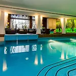 Grand Boutique فندق رشيشوف