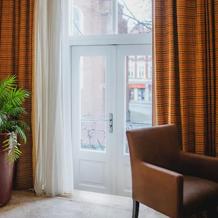 Grand Boutique Hotel
