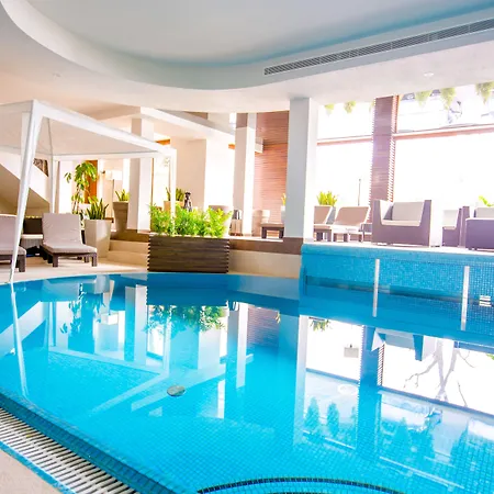 Grand Boutique Hotel