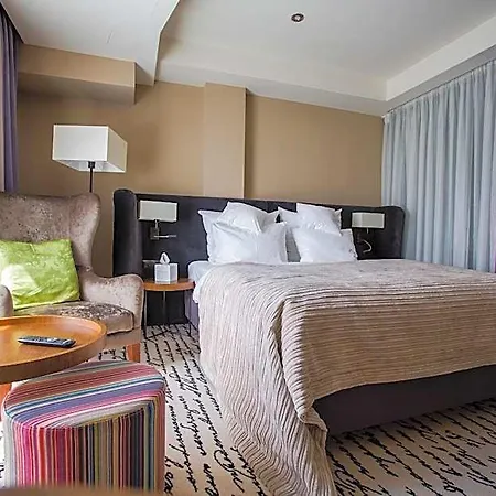 Grand Boutique Hotel 4*