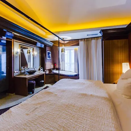 Grand Boutique 4*
