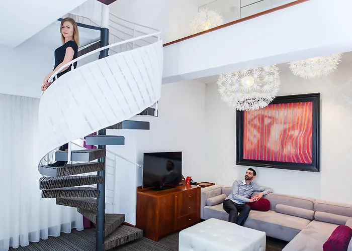 Grand Boutique رشيشوف