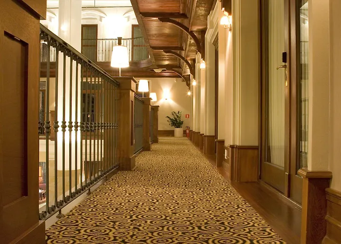 فندق Grand Boutique 4*