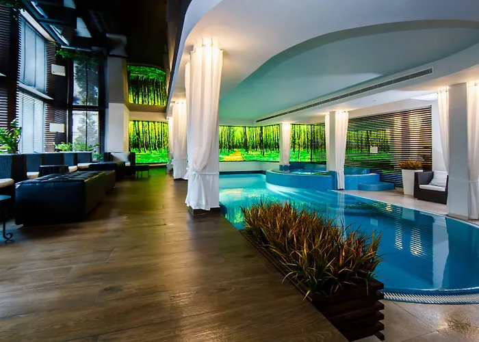 Grand Boutique رشيشوف